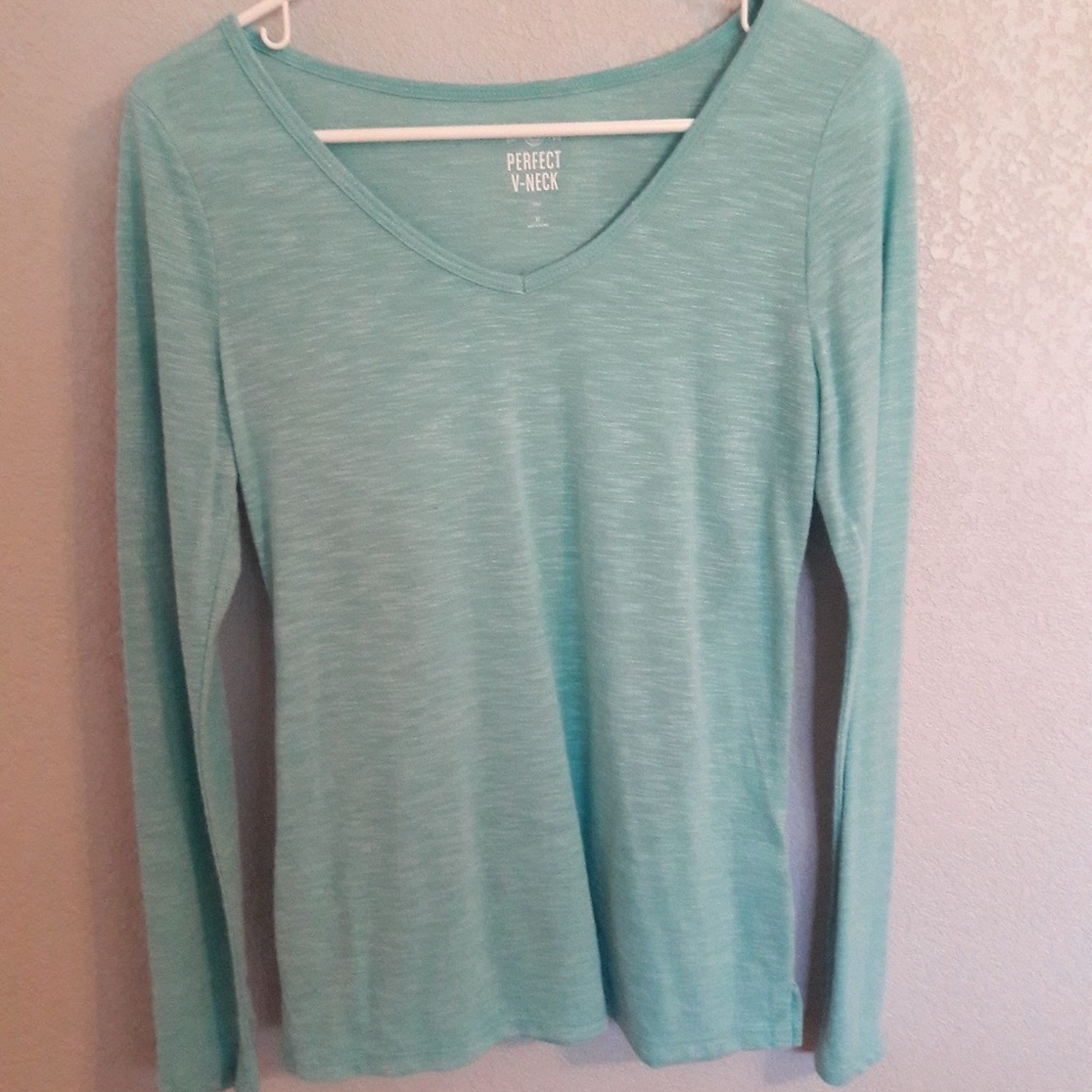 💎 2/$10 💎 Long Sleeve Tee
